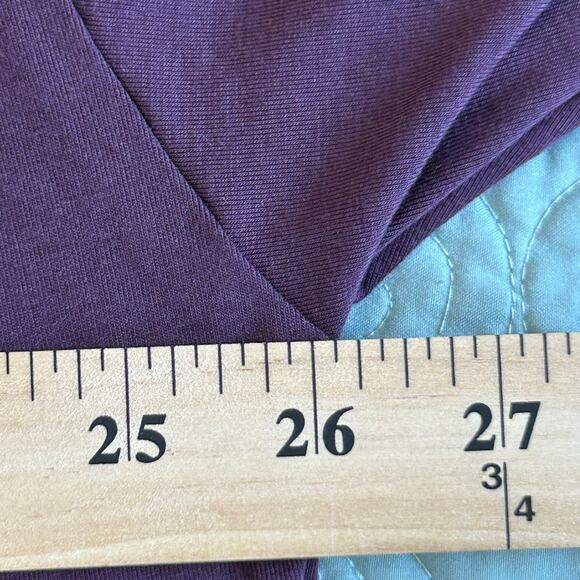 Athleta Elemental Top in Plum, Sz XL - Picture 6 of 7